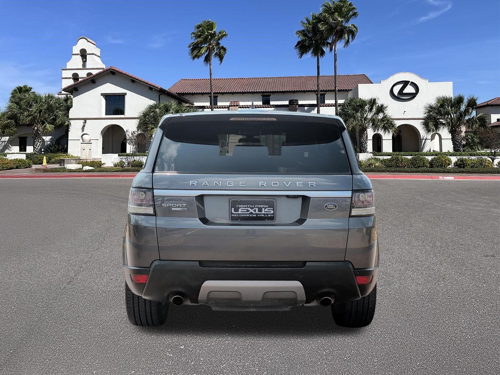 Used 2016 Land Rover Range Rover Sport HSE AWD/4WD image 3