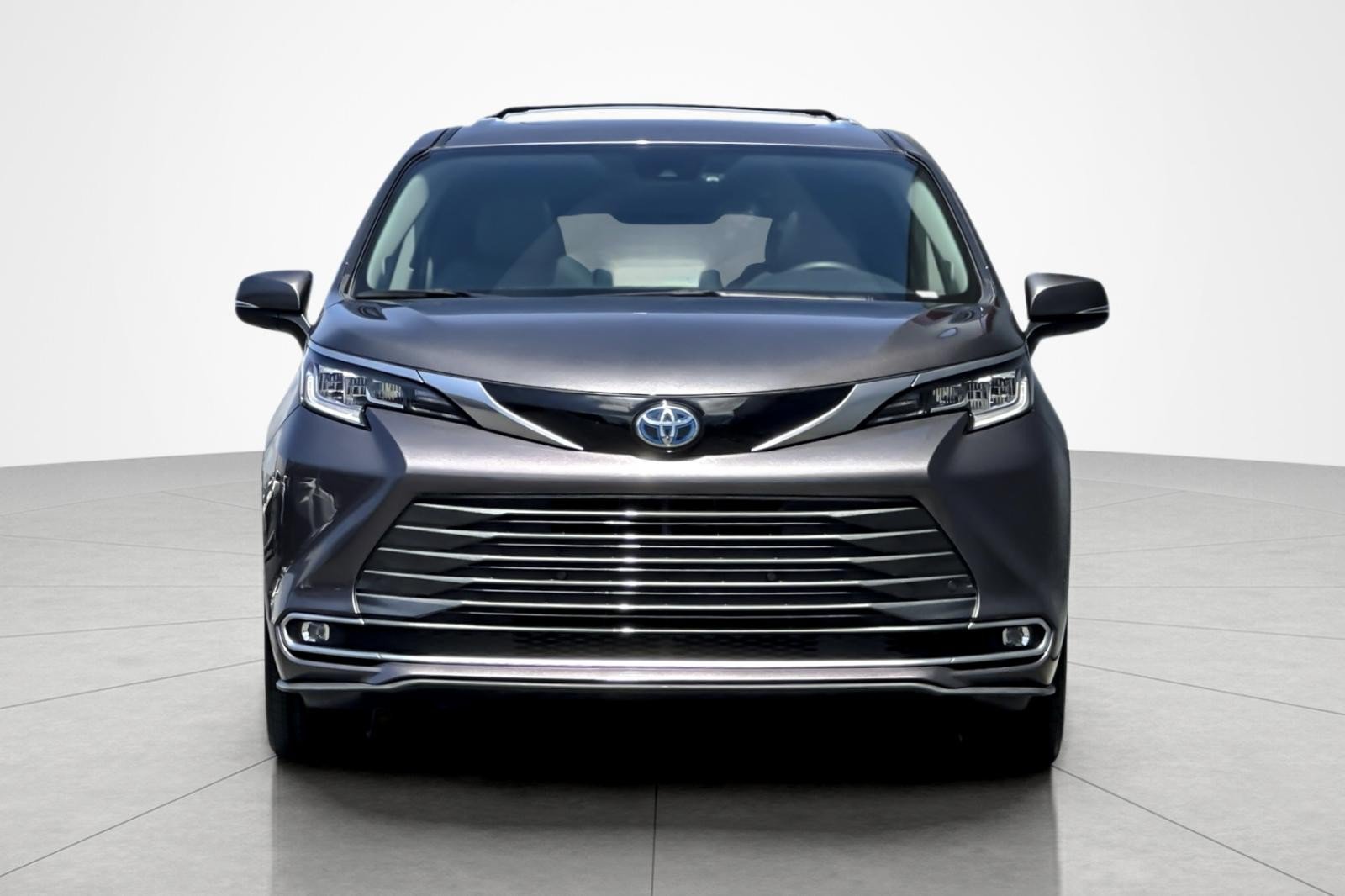 Certified 2024 Toyota Sienna Limited AWD/4WD image 8