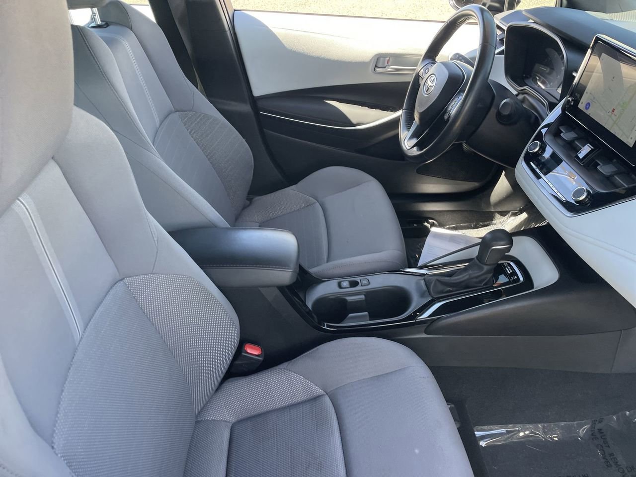 Used 2023 Toyota Corolla SE w/ Carpet Mat Package (TMS) image 11