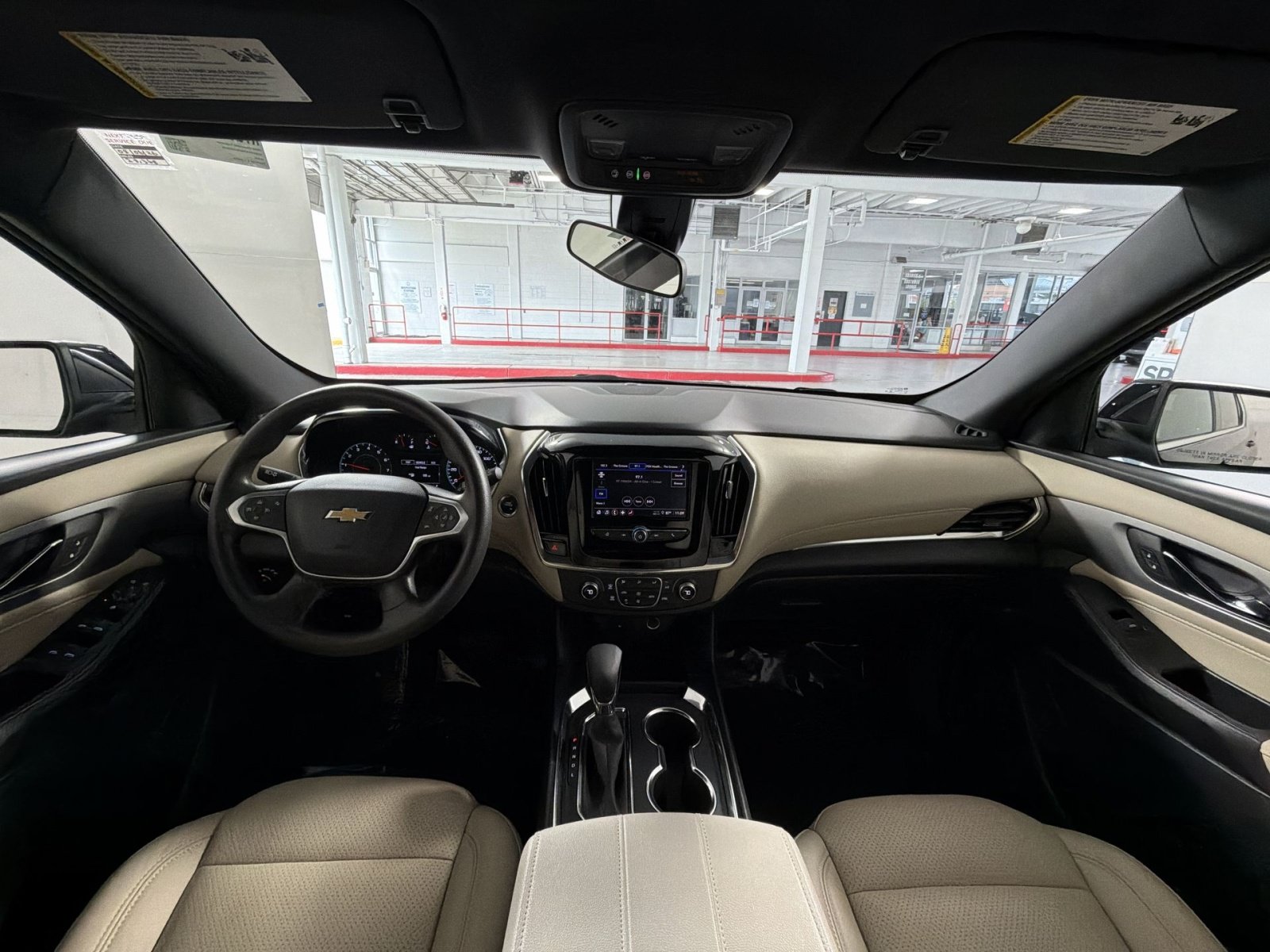 Used 2022 Chevrolet Traverse LS FWD image 21