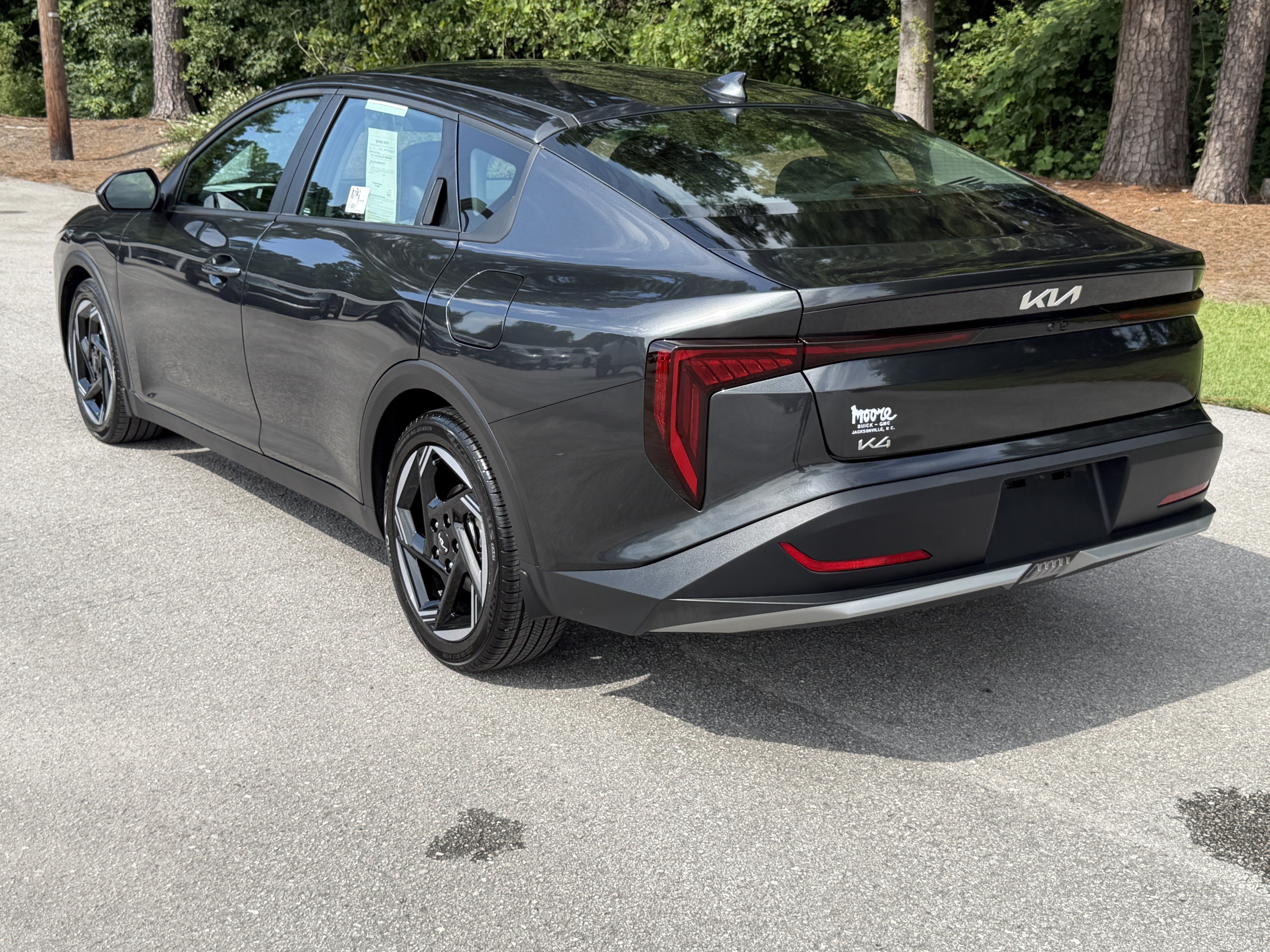 Used 2025 Kia K4 EX FWD image 36