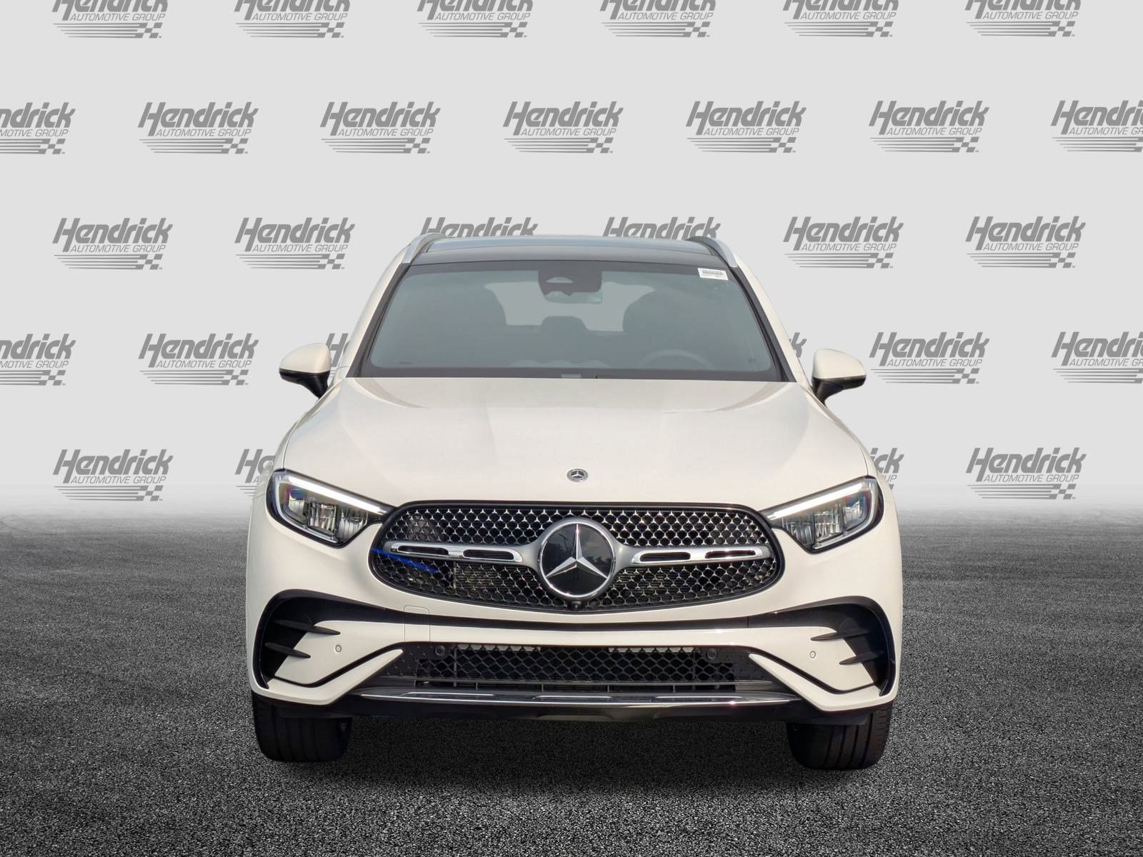Certified 2025 Mercedes-Benz GLC 300 4MATIC image 3