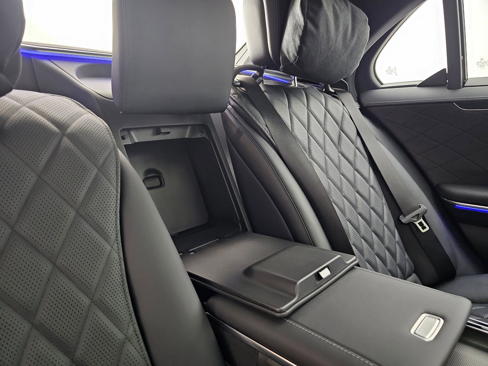 New 2026 Mercedes-Benz S 580 4MATIC Sedan image 30