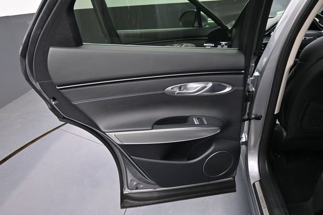 Used 2024 Genesis GV70 2.5T w/ Select Package AWD/4WD image 26