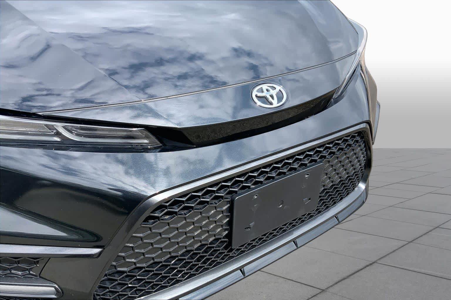 Used 2020 Toyota Corolla SE FWD image 30