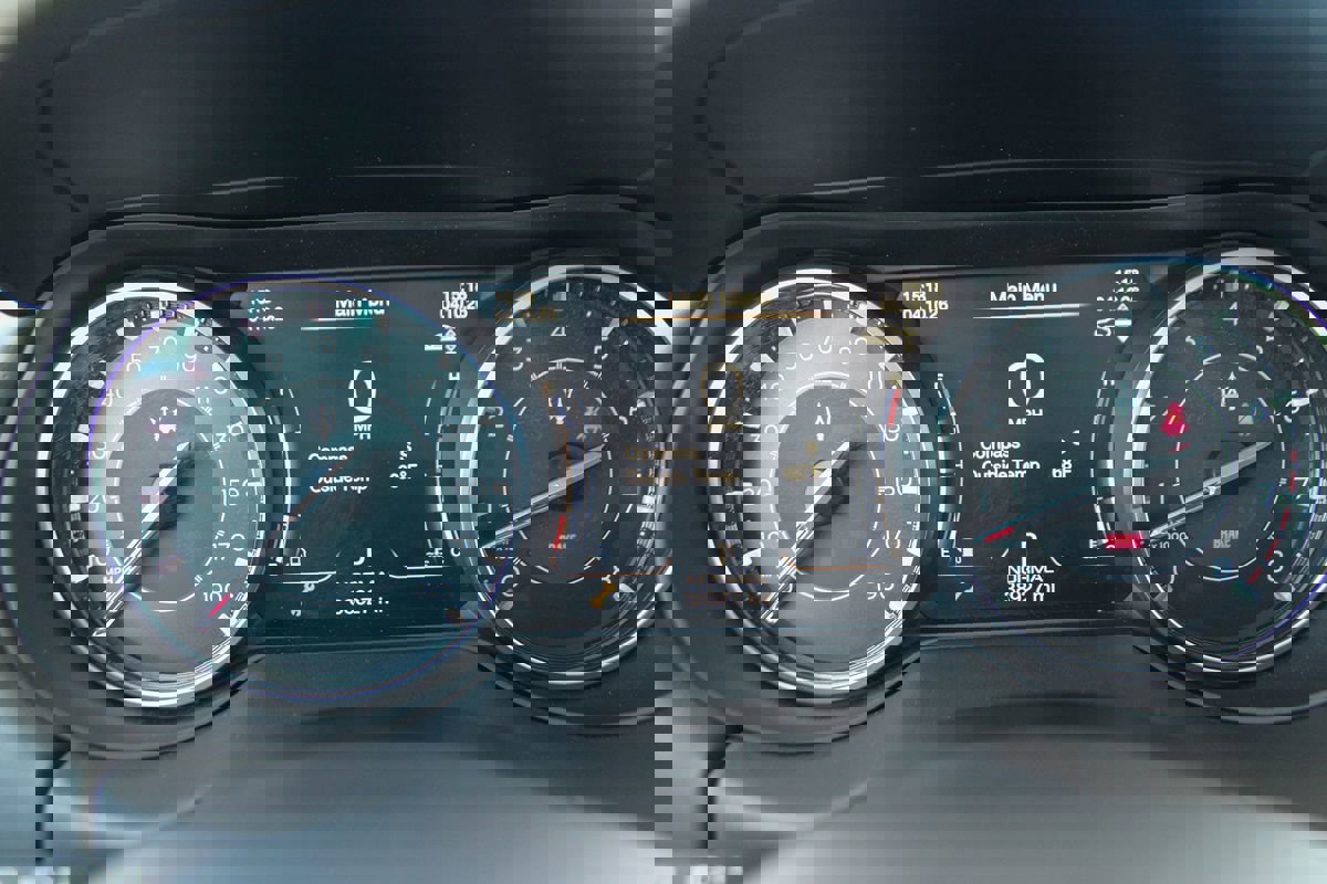 Used 2023 Maserati Levante GT image 24