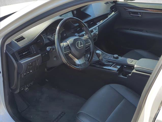 Used 2018 Lexus ES 350 w/ Premier Package image 9