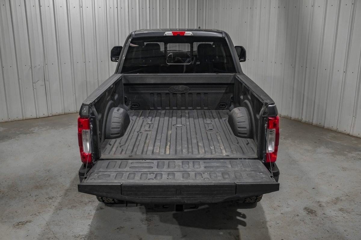 Used 2019 Ford F250 Lariat w/ Lariat Ultimate Package AWD/4WD image 59
