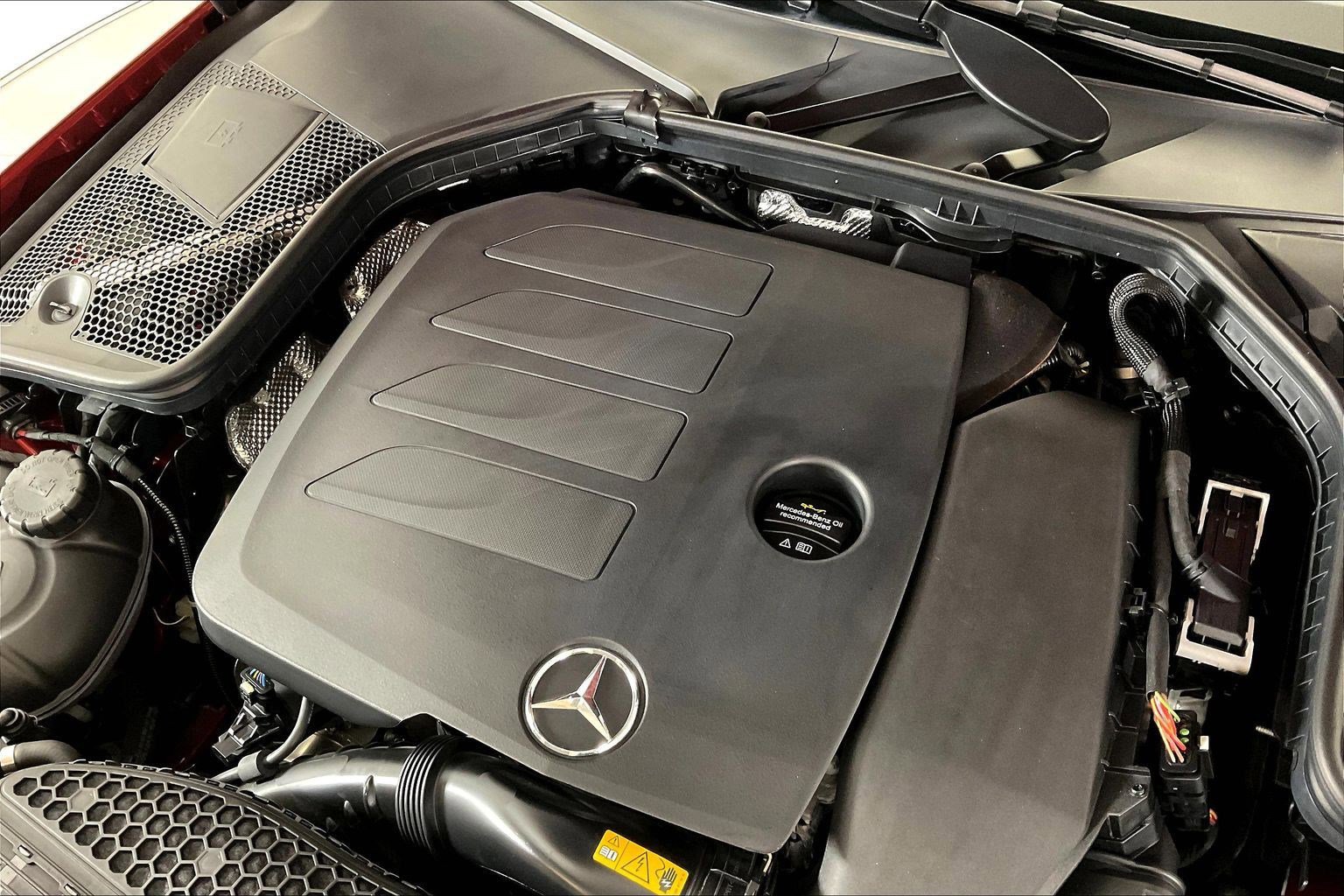 Used 2023 Mercedes-Benz C 300 4MATIC Cabriolet image 31