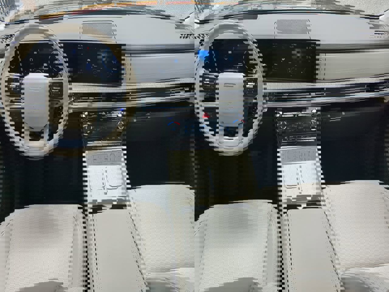 Used 2024 Hyundai Santa Fe Calligraphy image 12