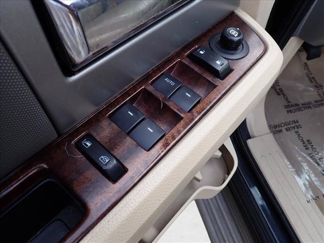 Used 2013 Ford Expedition EL XLT AWD/4WD image 17
