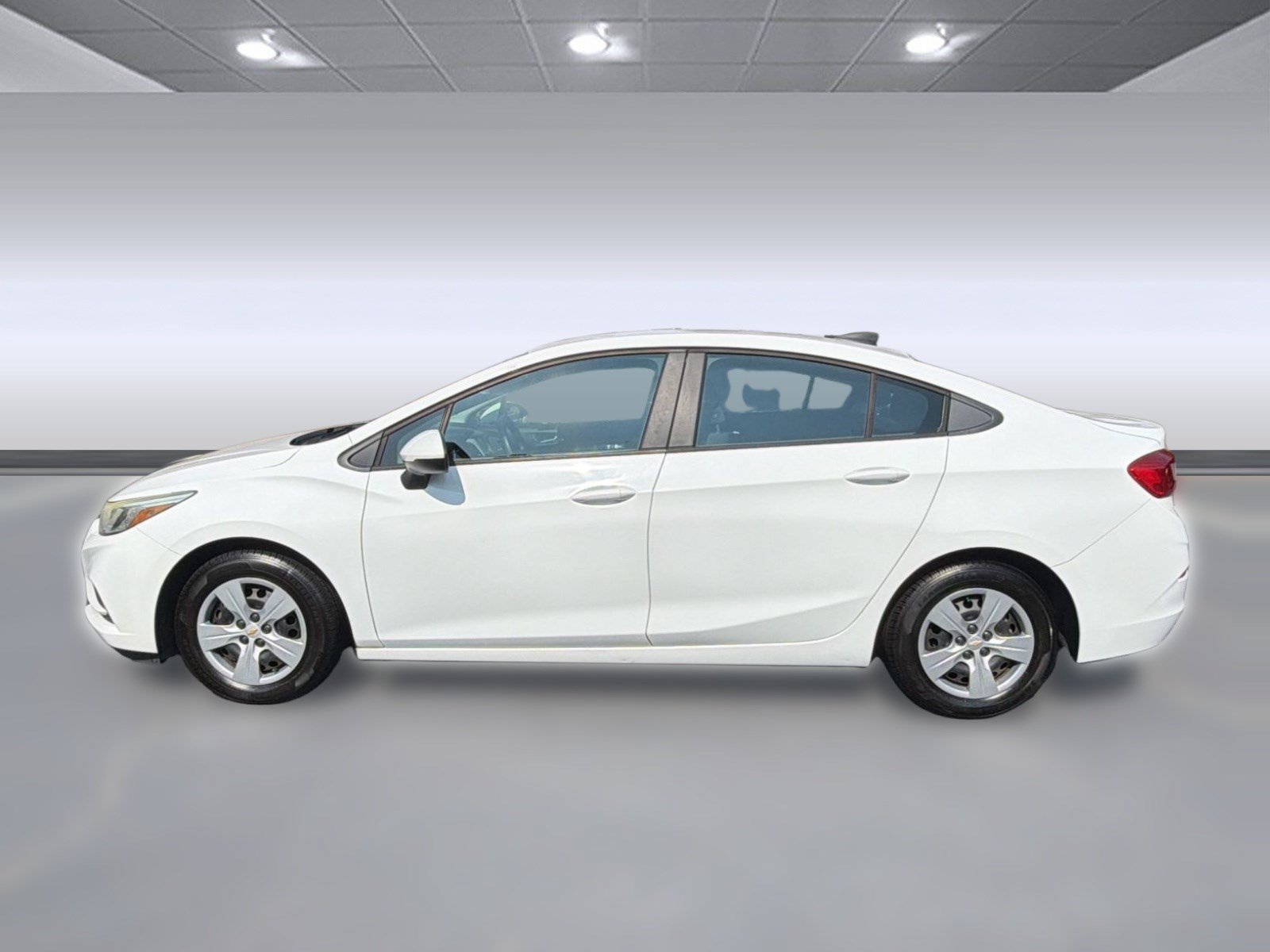 Used 2016 Chevrolet Cruze LS FWD image 2