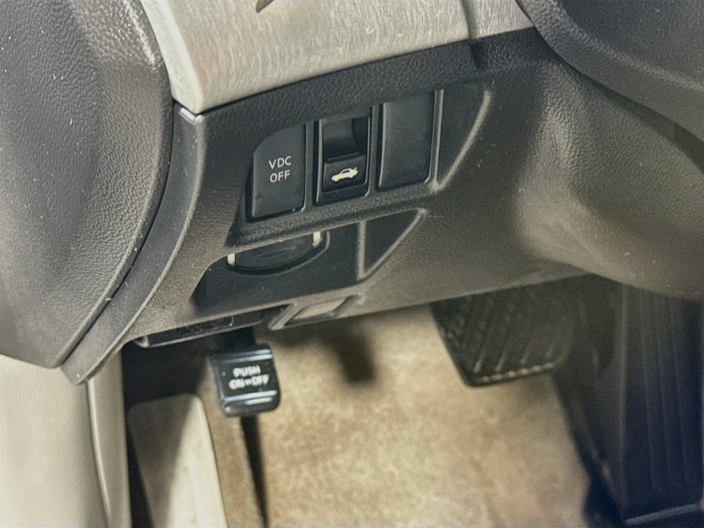 Used 2009 INFINITI G37 Journey w/ Premium Pkg RWD image 11