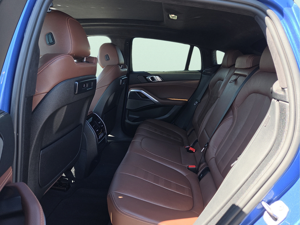 Used 2020 BMW X6 sDrive40i w/ Executive Package RWD image 11