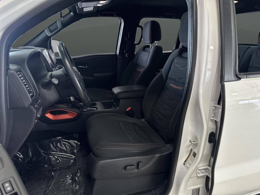Used 2023 Nissan Frontier PRO-4X w/ Pro Convenience Package image 3