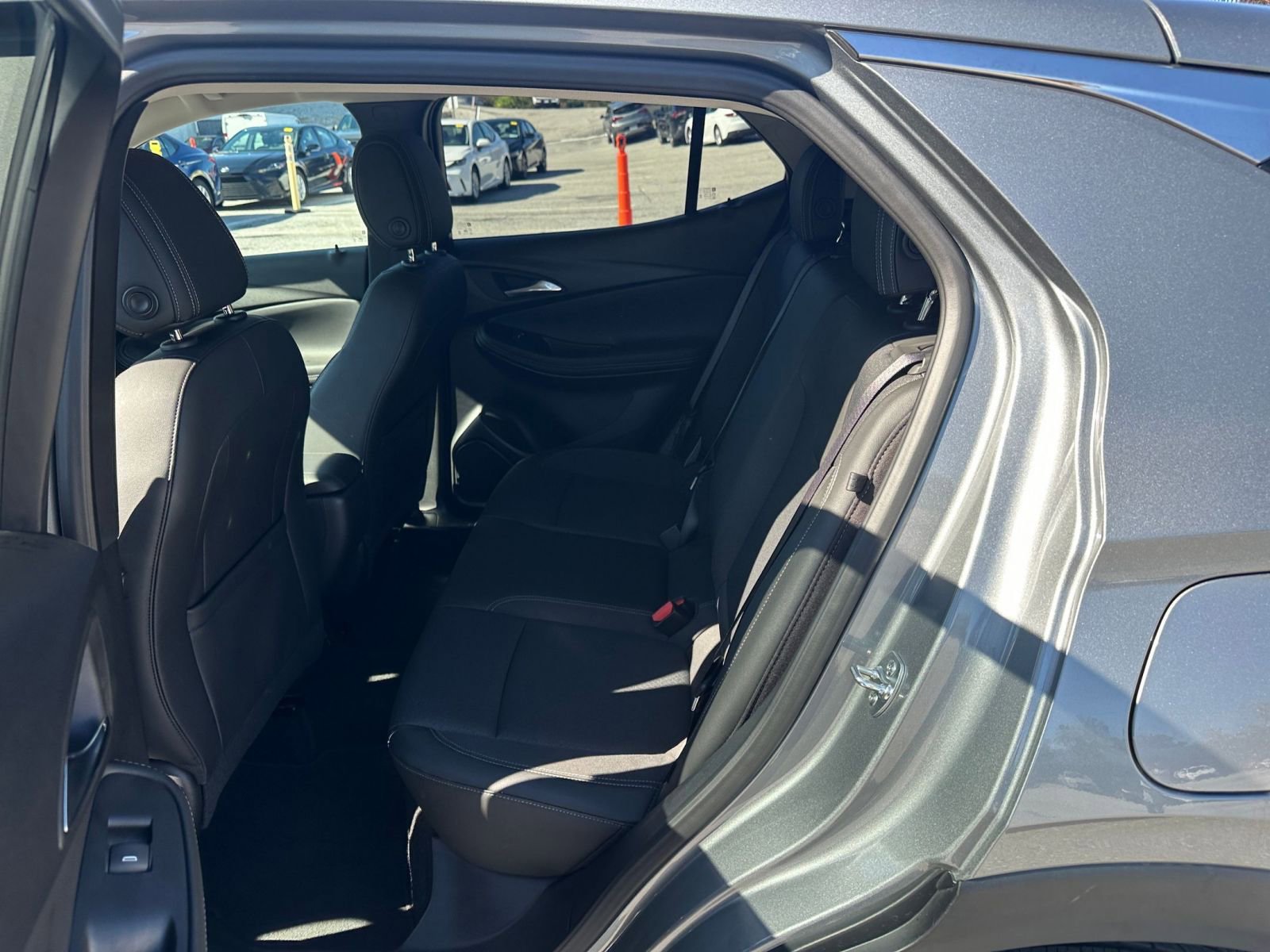 Used 2025 Buick Encore GX Preferred image 23