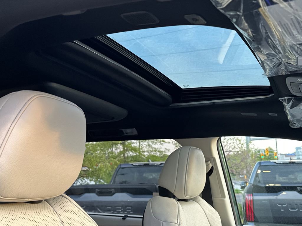 New 2026 Toyota Sienna Platinum image 15