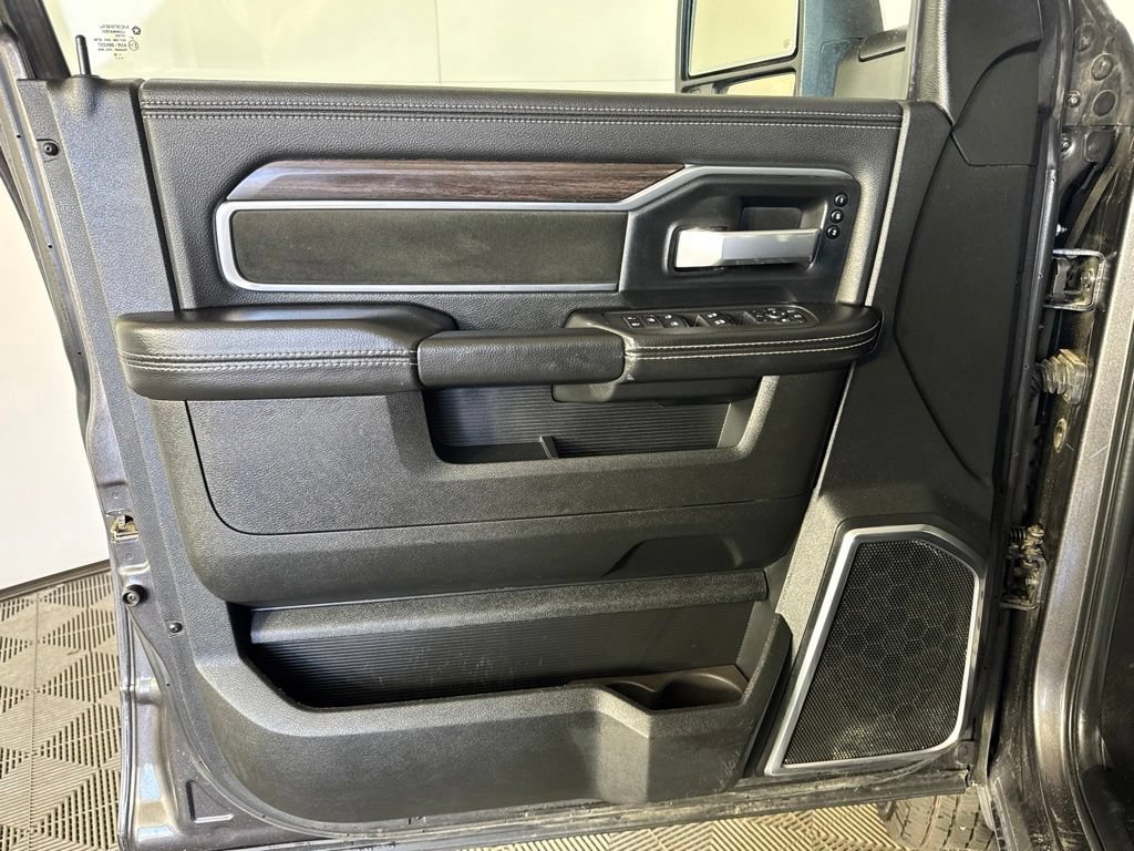 Certified 2025 RAM 3500 Laramie AWD/4WD image 30