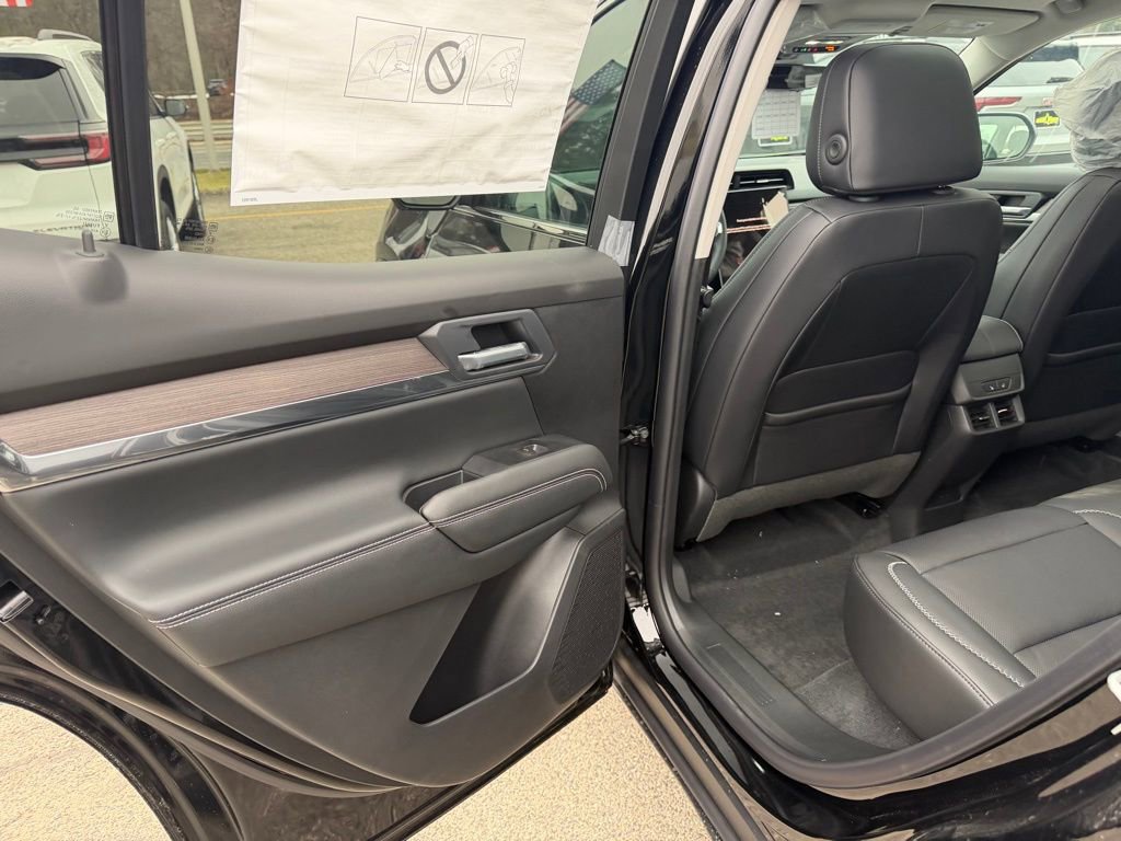 New 2026 GMC Terrain Denali w/ LPO, Floor Liner Package image 15