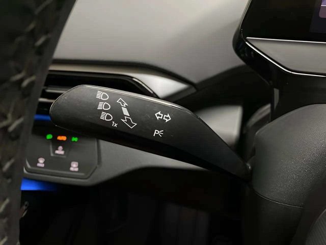 Used 2024 Volkswagen ID.4 2WD image 35