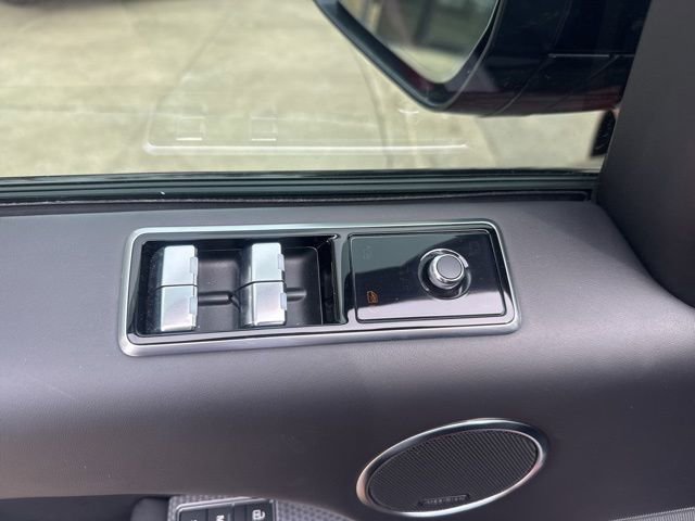 Used 2021 Land Rover Range Rover Sport HST image 12
