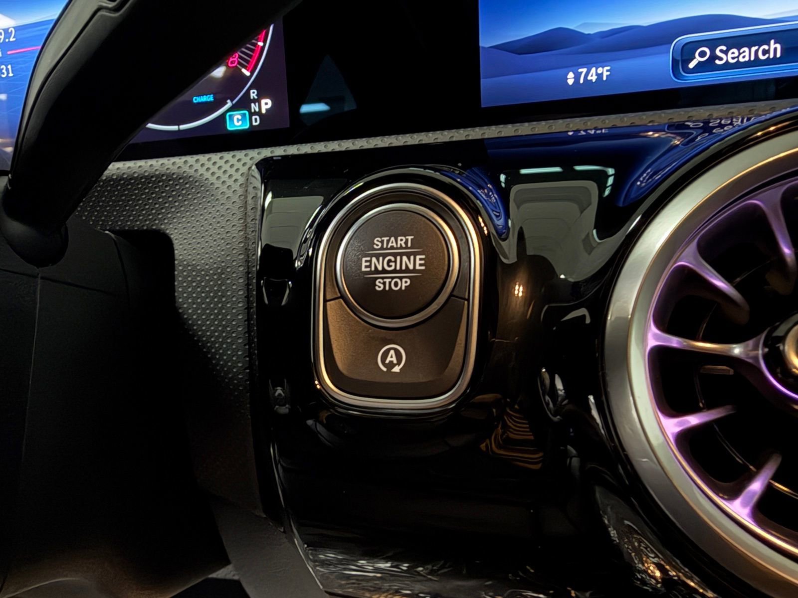 Certified 2025 Mercedes-Benz CLA 250 image 28