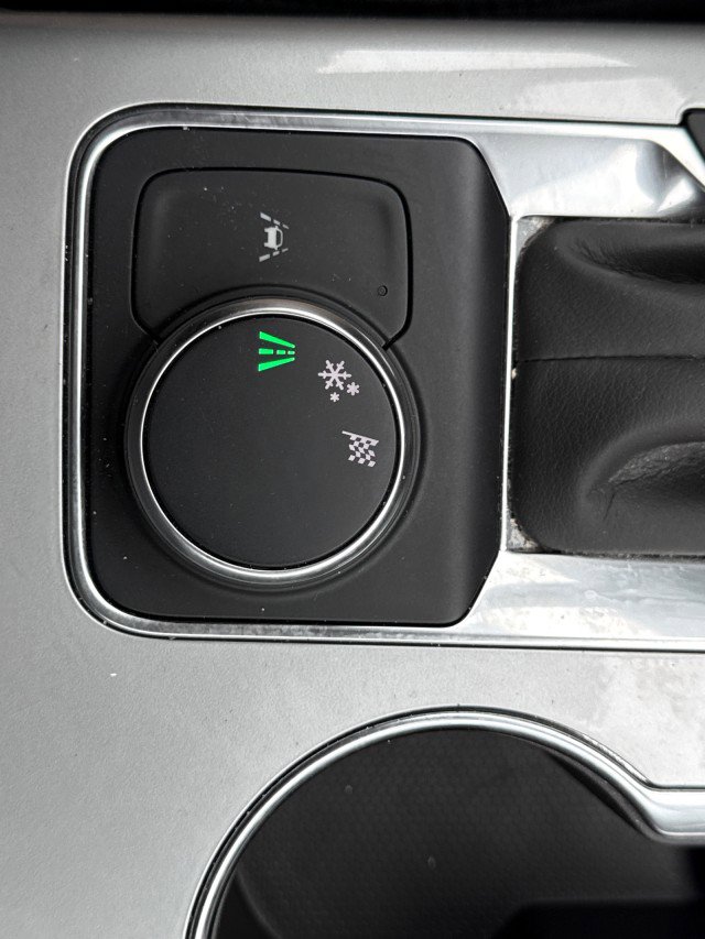 Used 2024 Chevrolet Blazer LT w/ Convenience Package image 31