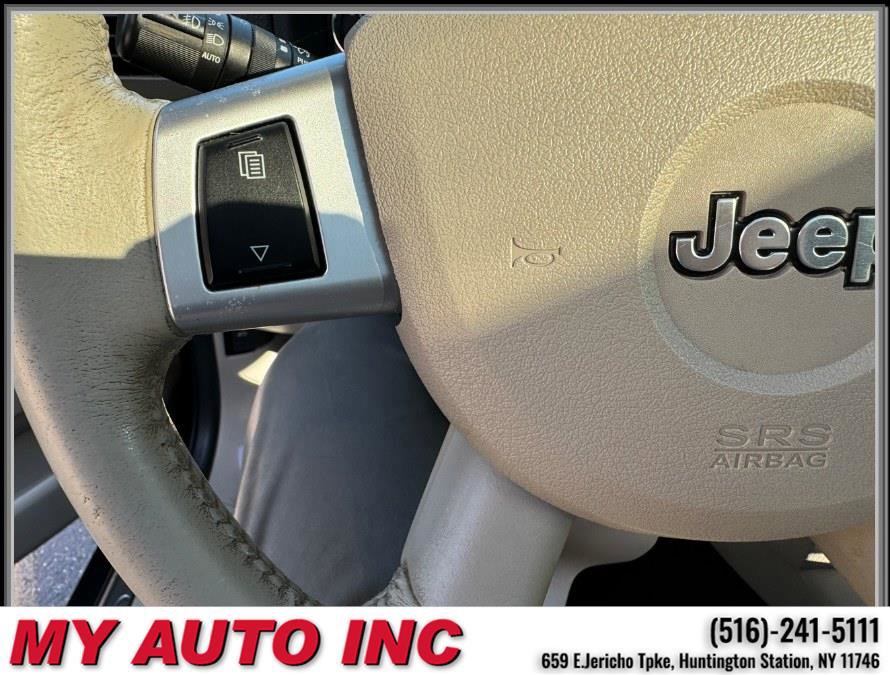 Used 2010 Jeep Grand Cherokee Limited w/ Quadra-Drive II 4X4 Group image 21