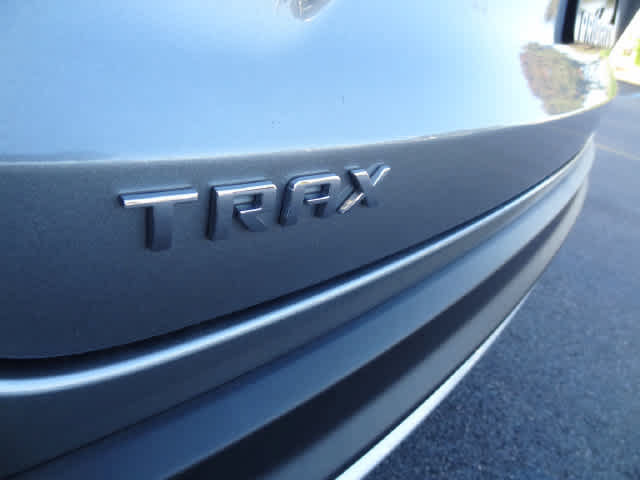 Used 2024 Chevrolet Trax LT FWD image 35