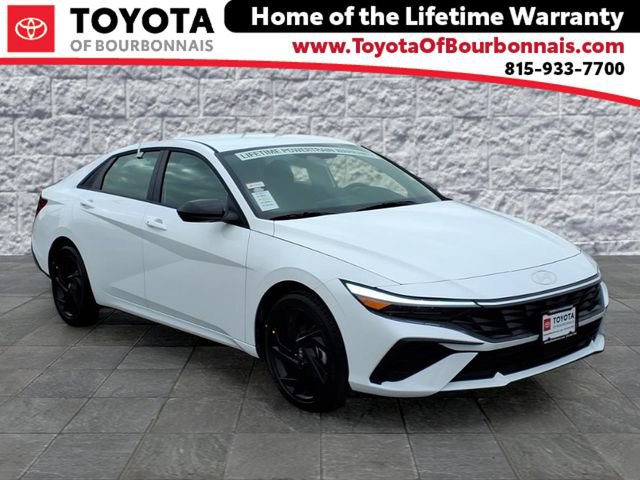 Used 2026 Hyundai Elantra Sport image 1