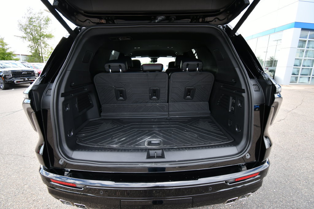 Used 2026 Chevrolet Traverse RS AWD/4WD image 7
