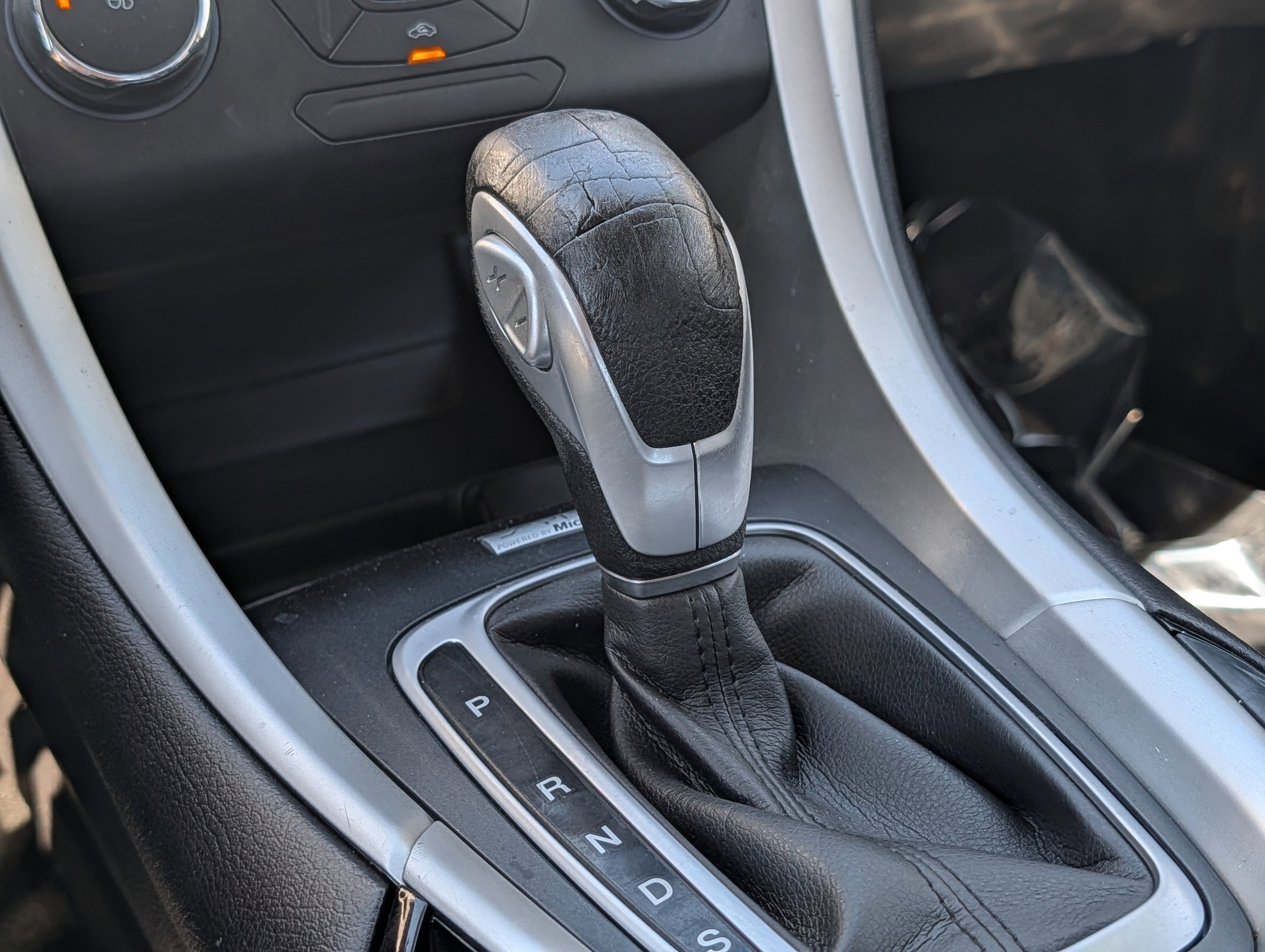 Used 2015 Ford Fusion SE FWD image 29