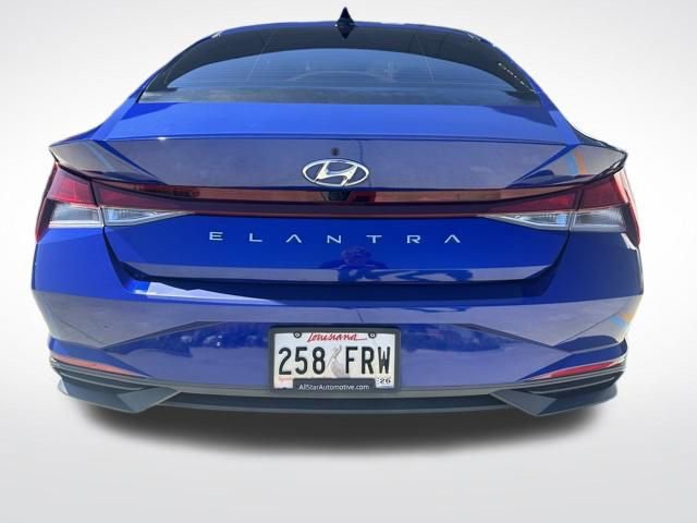 Used 2022 Hyundai Elantra SEL image 8