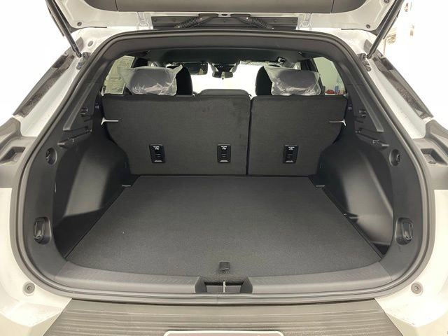 New 2026 Chevrolet Equinox EV LT image 11