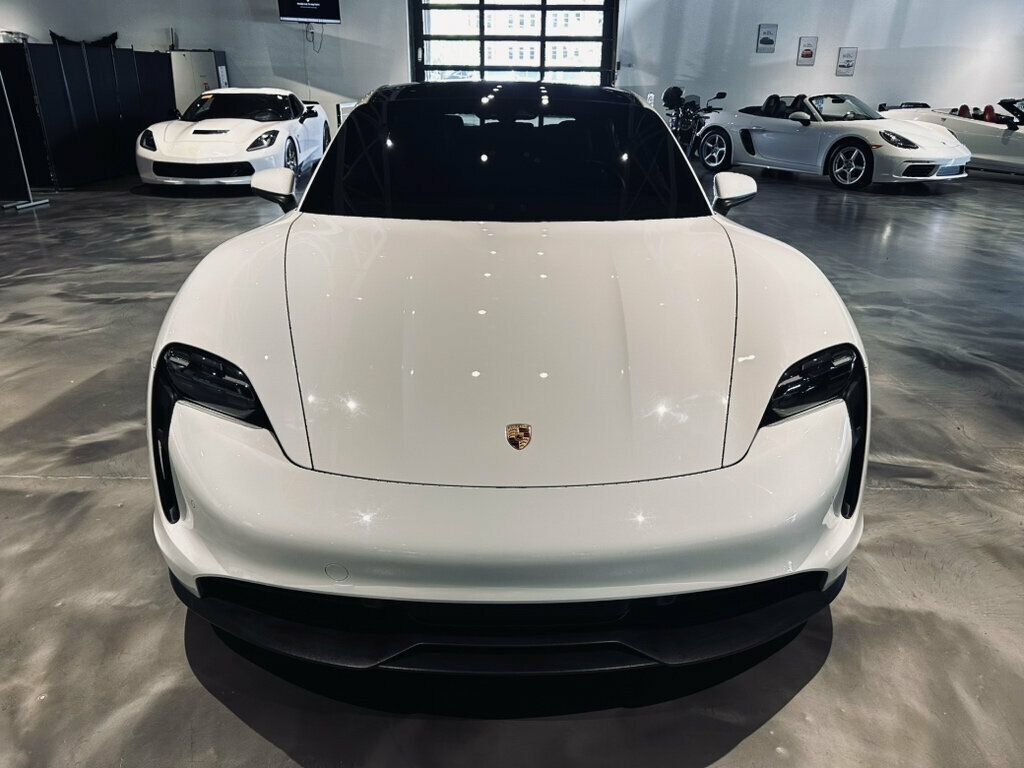 Used 2021 Porsche Taycan 4S AWD/4WD image 9