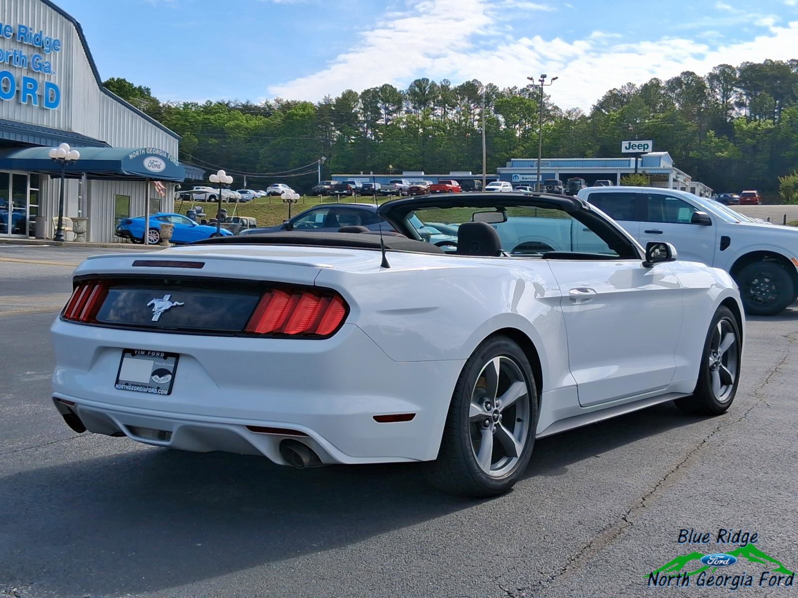 Used 2017 Ford Mustang Convertible w/ Equipment Group 051A RWD image 5