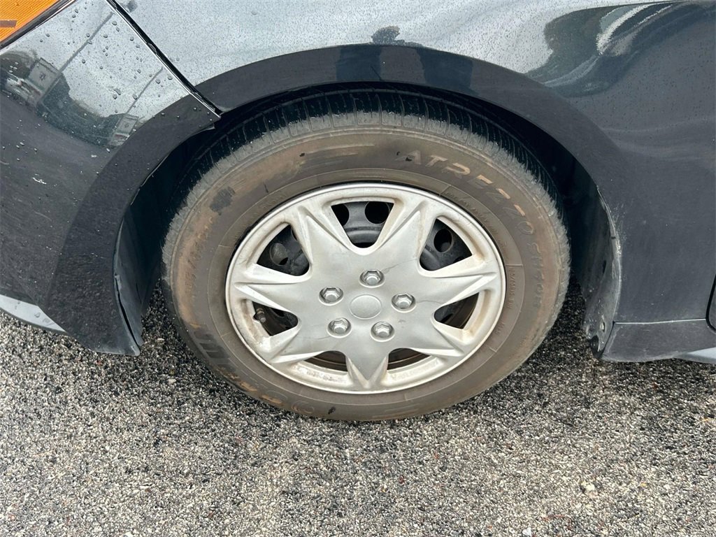 Used 2021 Toyota Corolla L image 11