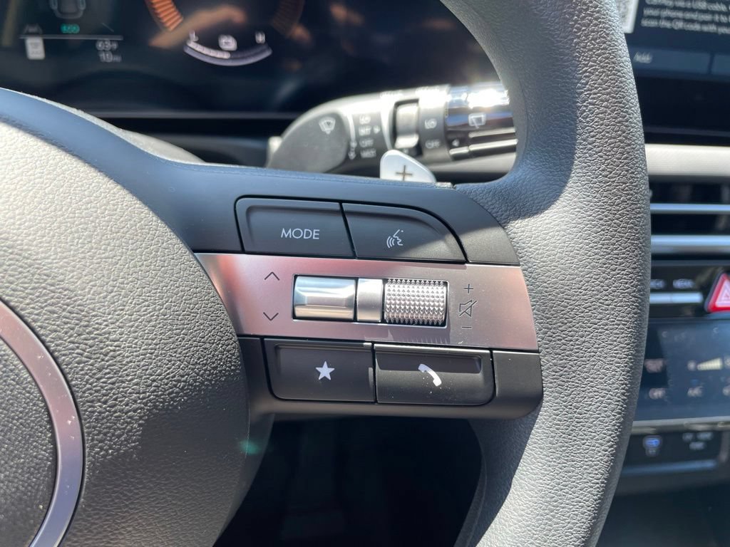 New 2026 Hyundai Tucson Blue SE AWD/4WD image 18