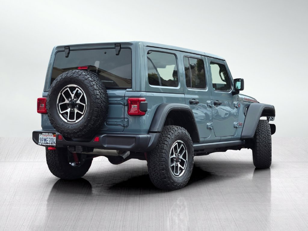 Used 2024 Jeep Wrangler Unlimited Rubicon w/ Convenience Group AWD/4WD image 5
