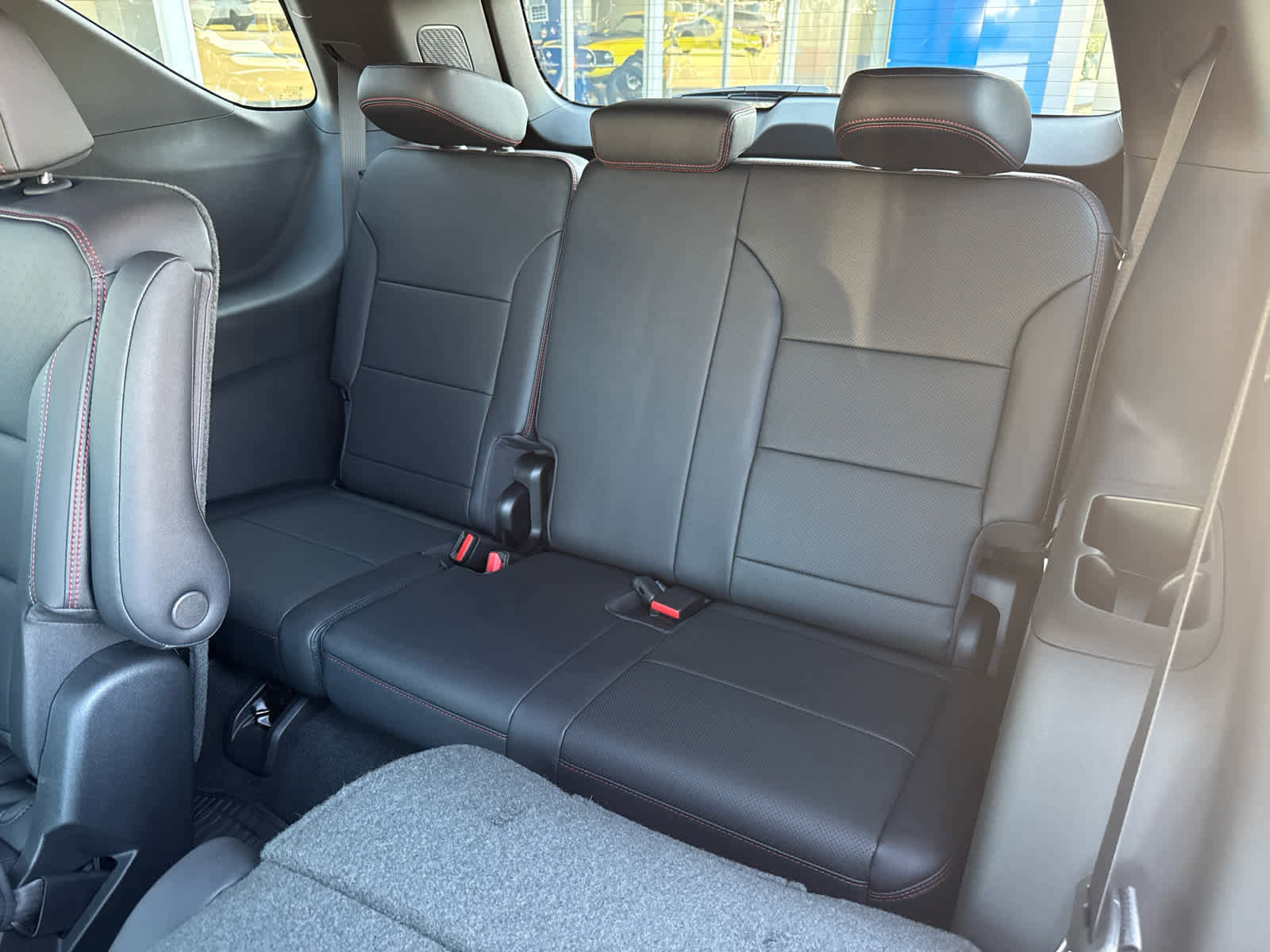 New 2026 Chevrolet Traverse RS w/ LPO, Floor Liner Package image 26