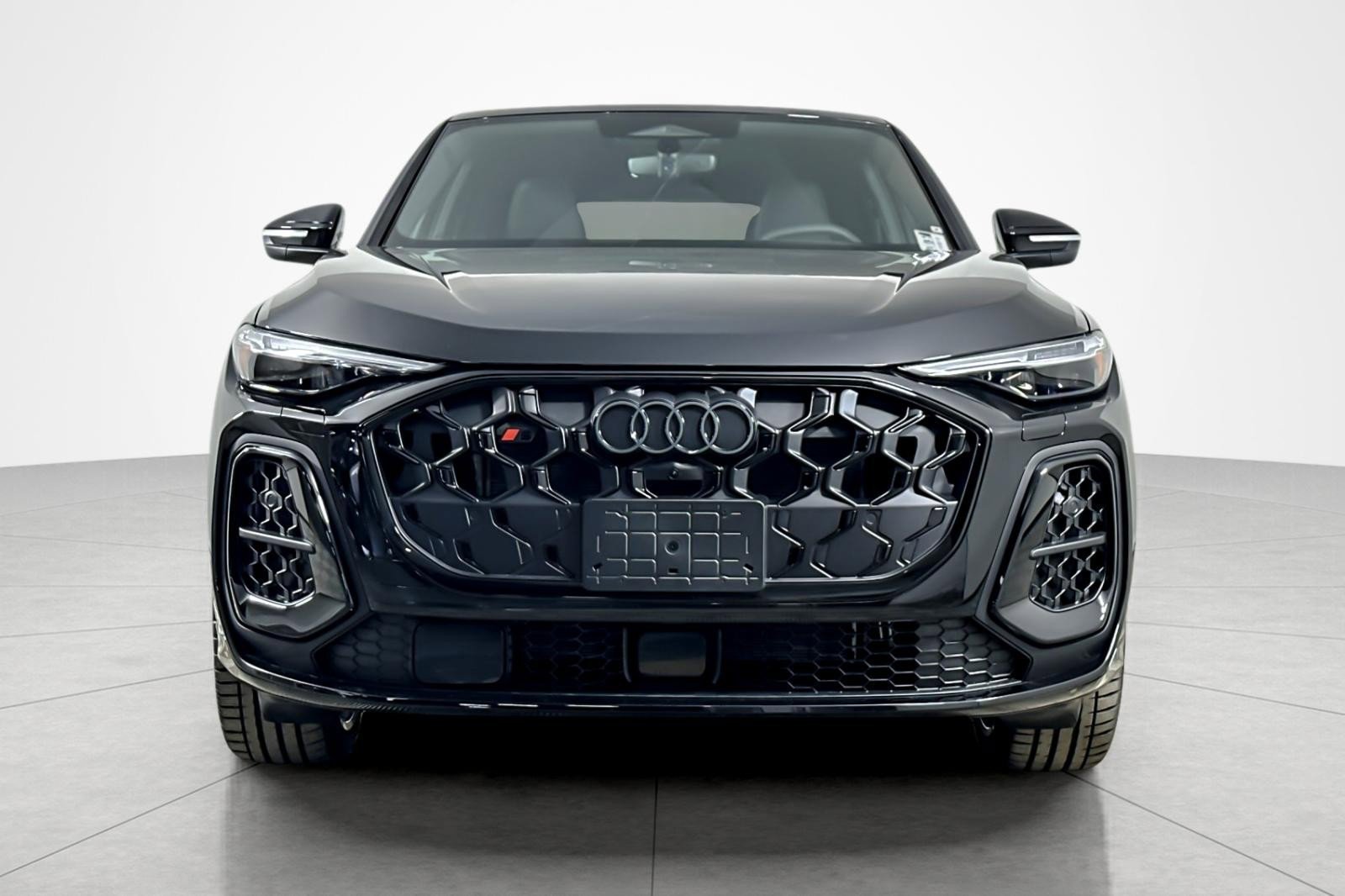New 2026 Audi SQ5 Premium Plus image 8