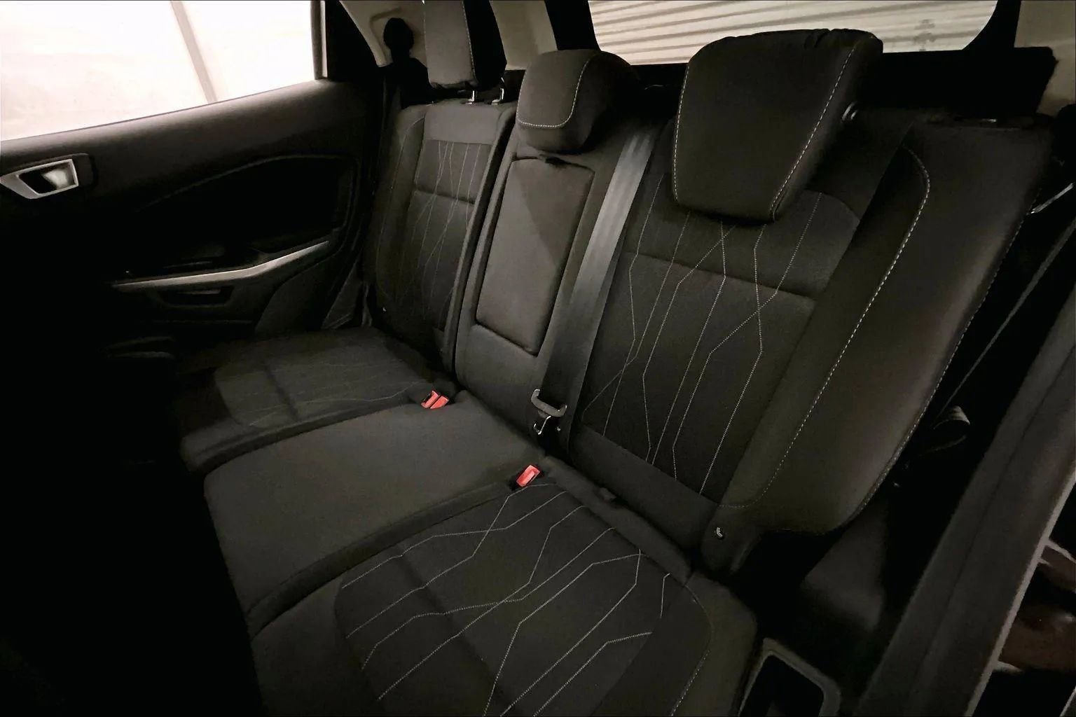 Used 2019 Ford EcoSport SE w/ SE Convenience Package image 25