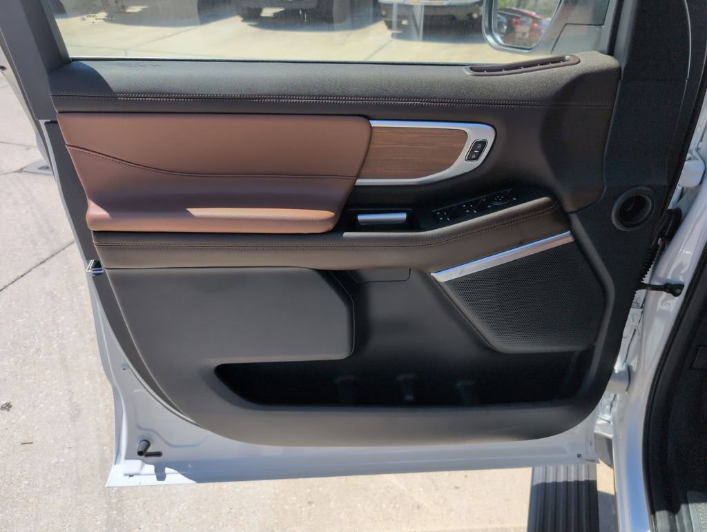 New 2025 Ford Expedition King Ranch image 28