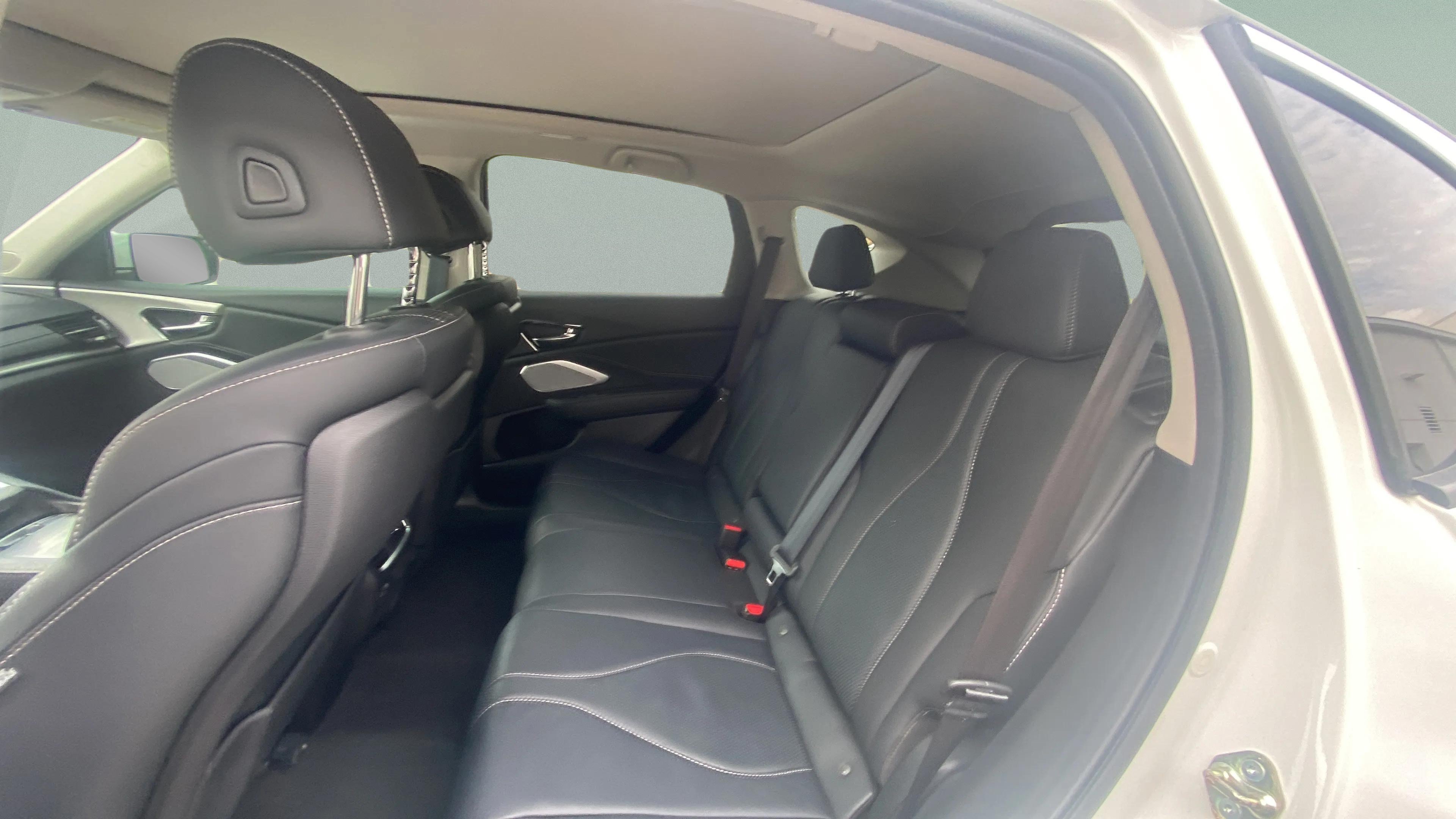 Used 2020 Acura RDX w/ Technology Package FWD image 16