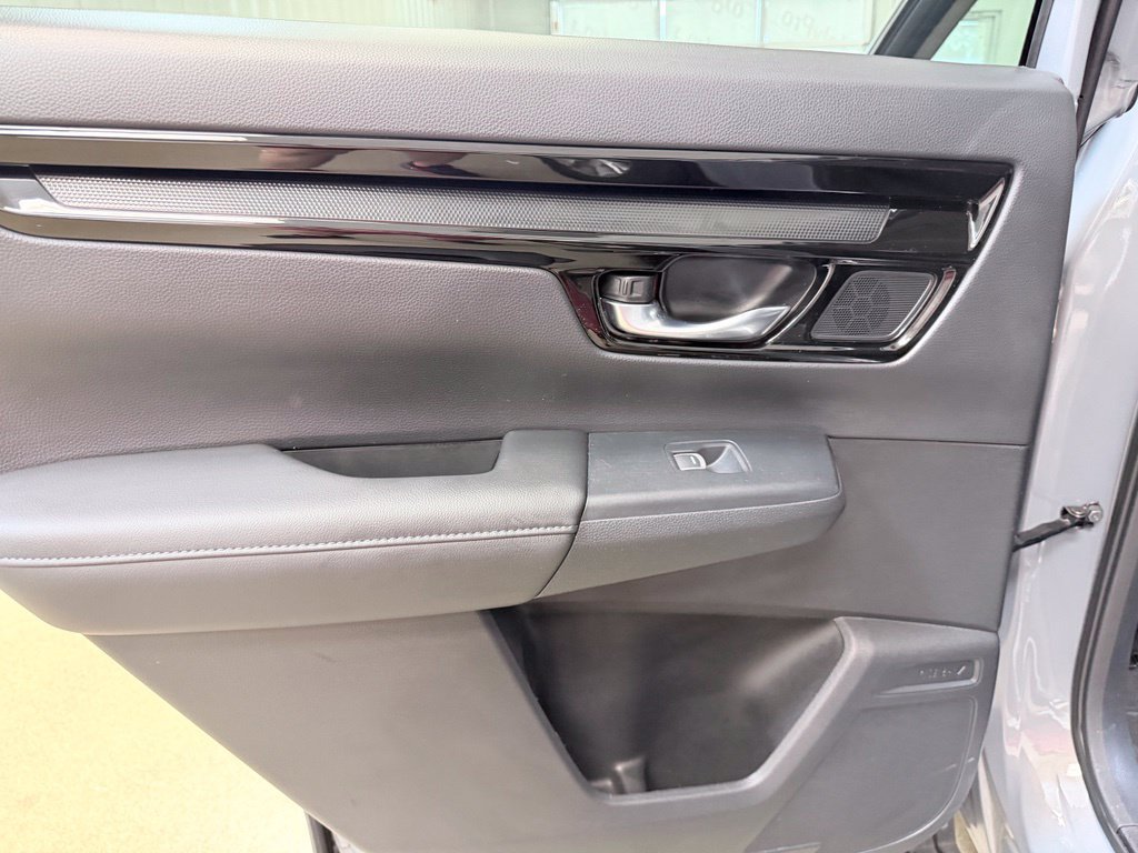 Used 2025 Honda CR-V EX-L image 17