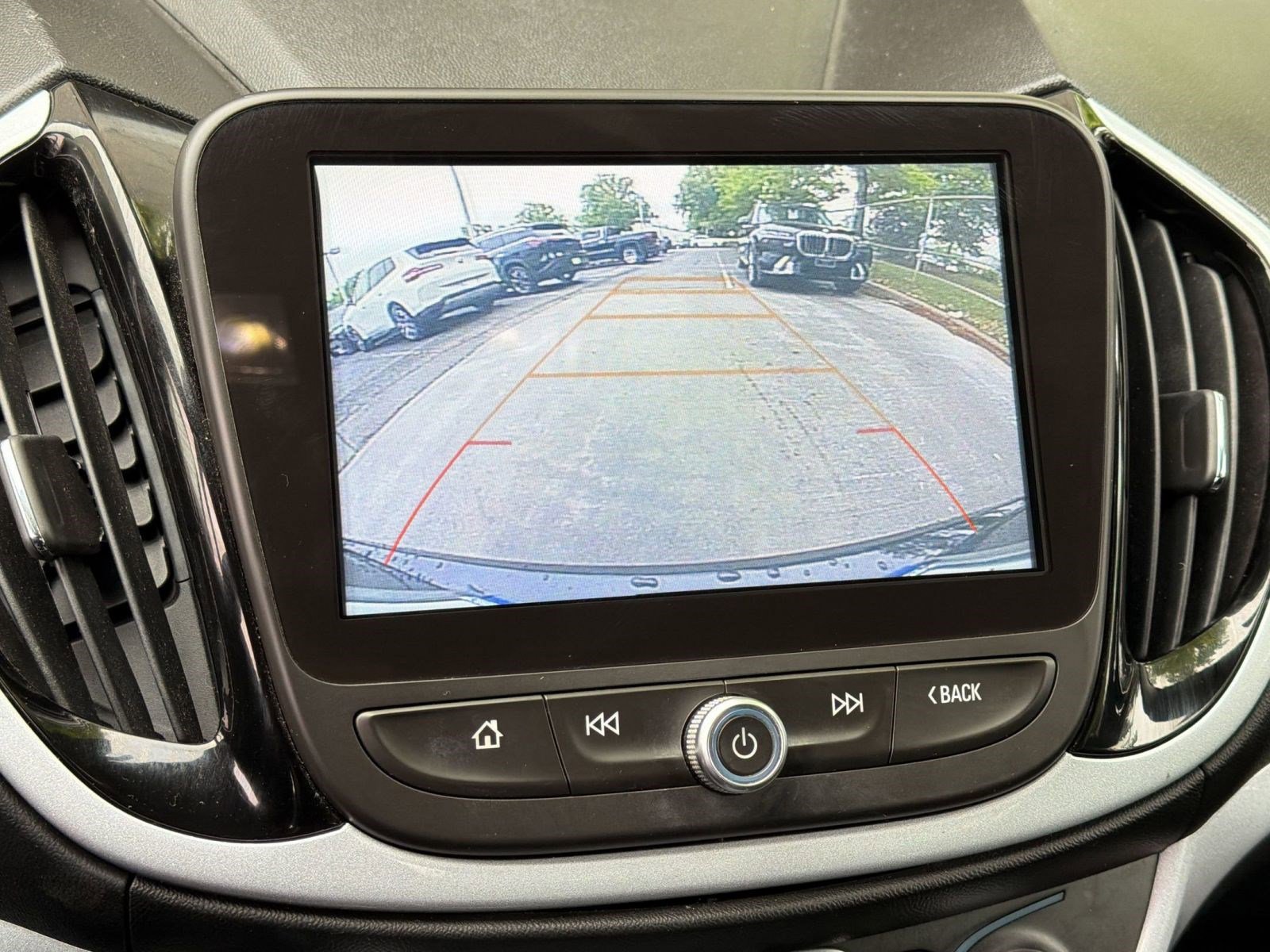 Used 2018 Chevrolet Volt LT w/ Comfort Package FWD image 20