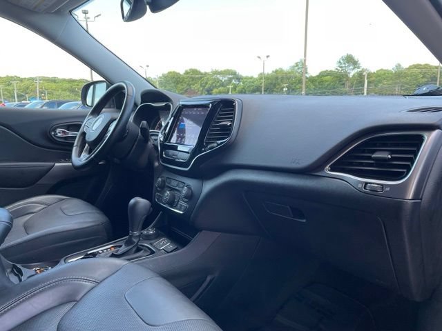 Used 2020 Jeep Cherokee Limited AWD/4WD image 28