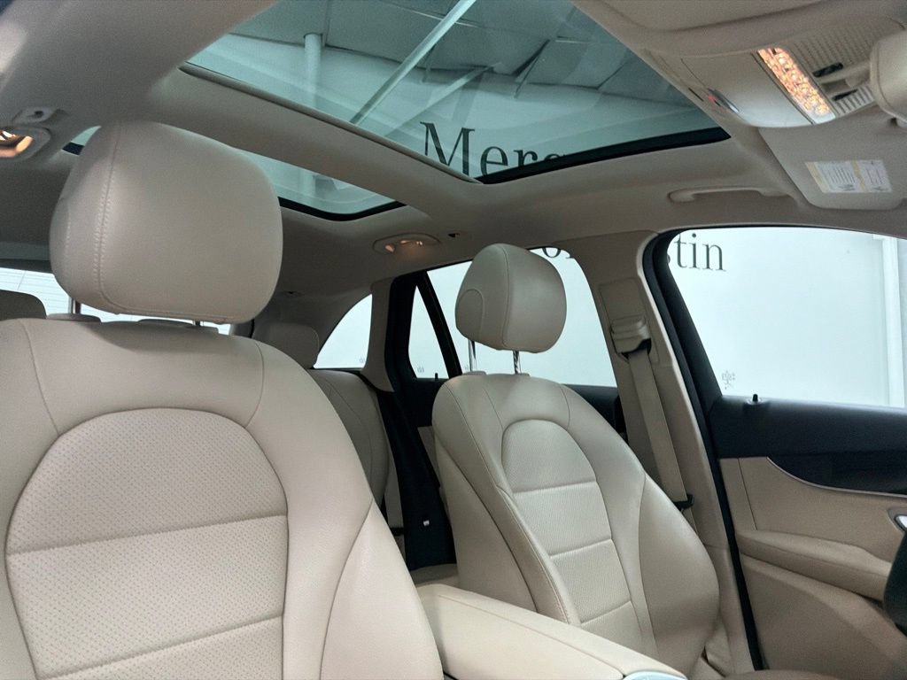 Used 2016 Mercedes-Benz GLC 300 image 27