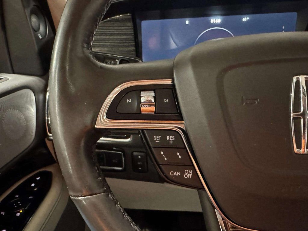 Used 2021 Lincoln Navigator L Black Label w/ Special Edition Package image 11