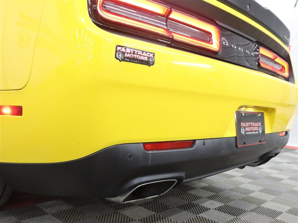 Used 2018 Dodge Challenger R/T Scat Pack RWD image 11